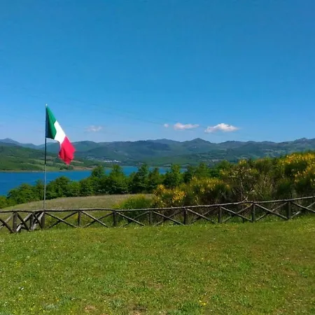 Agriturismo Calcinaia Sul Lago Farm stay Sansepolcro