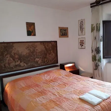 Agriturismo Calcinaia Sul Lago Farm stay *